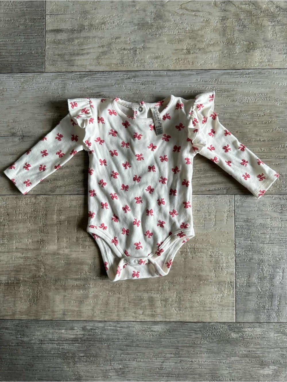 Chickpea Organic Bow Print Ruffle Bodysuit 0-3M